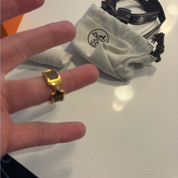 Hermes Olympe Ring, Small model color Etoupe size medium - Picture 6 of 14